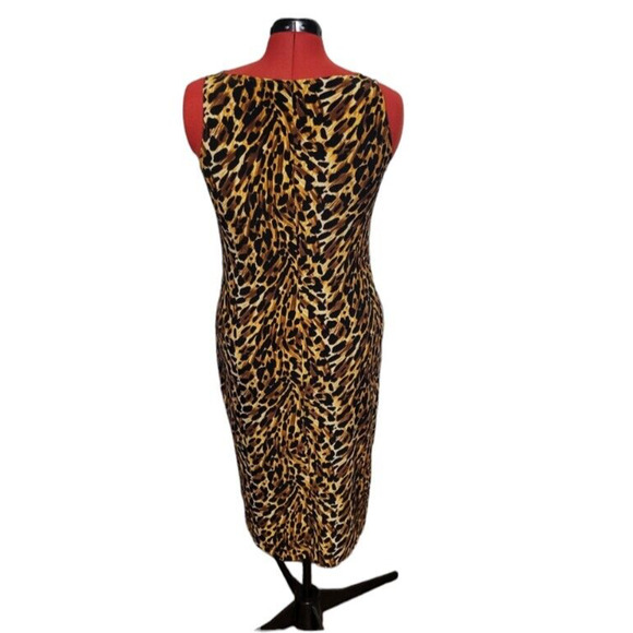 Norma Kamali boat neck sleeveless fitted cheetah print midi dress, size large - Picture 2 of 5